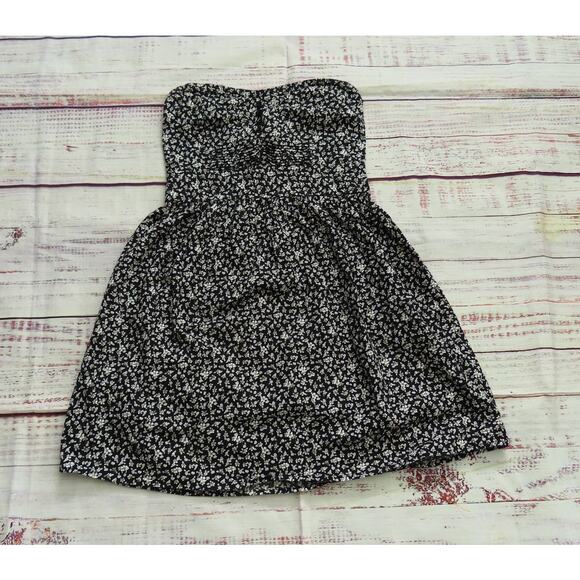 BeBop Black, White and Purple Floral Strapless Dress Size Medium Pre-Loved - Picture 1 of 7